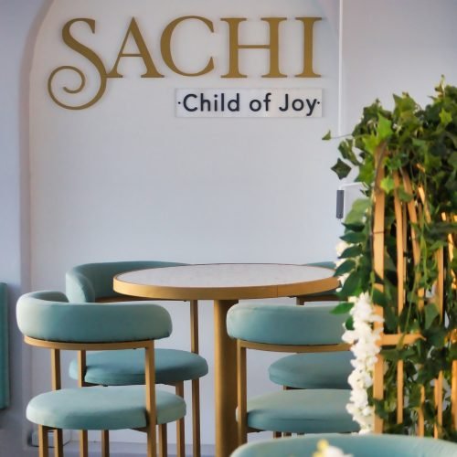Sachi Cocktail & Brunch Bistro Santorini